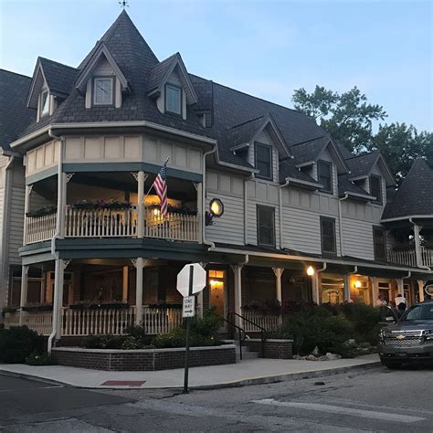 Hotel nashville indiana - Located in Nashville, 16 mi from Bloomington, Brown County Inn features a children's playground and sun terrace. Guests can enjoy the on-site restaurant. Free WiFi is …